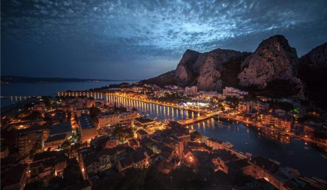 Geek Apartment Omiš Exteriér fotografie